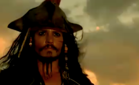 Johnny Depp no papel de Chapeleiro Maluco em Alice no País das Maravilhas