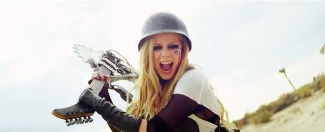 Imagem Promocional do Videoclip Rock N' Roll