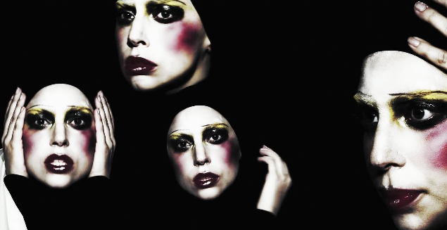 Lady Gaga - Imagem promocional do videoclip "Applause"