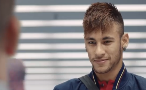 Imagem promocional da campanha publicitária da Quatar Arways