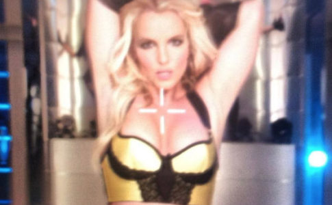 Britney Spears no set de filmagens do videoclip Work Bitch