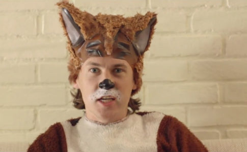 Imagem promocional do videoclip "The Fox"