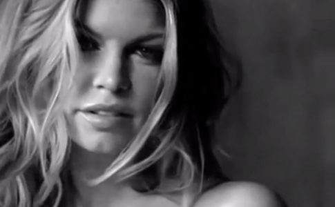 Fergie para a Calvin Klein