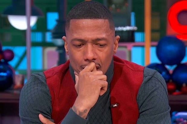 Em lágrimas, Nick Cannon revela que o filho bebé morreu com um tumor no cérebro